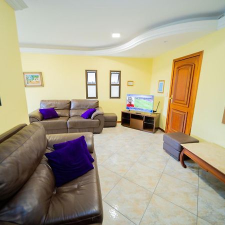 Edificio Martha Schwantz Appartement Guarapari Buitenkant foto